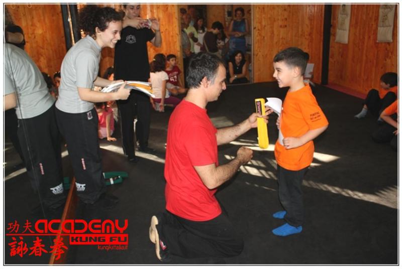 Kung Fu Bambini Academy Italia di Sifu Salvatore Mezzone Wing Tjun Ving Tsun Chun cinene artimarziali tradizionali e sport da combattimento Caserta accademia nazionale (8)